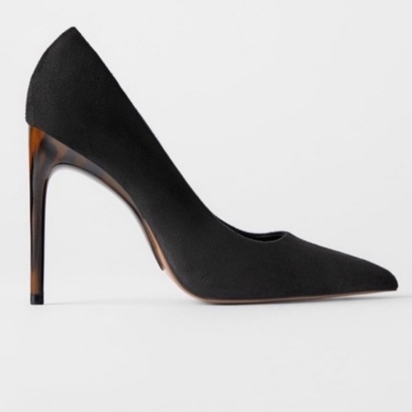 Zara Shoes - Zara black heels with tortoise heel size 38
